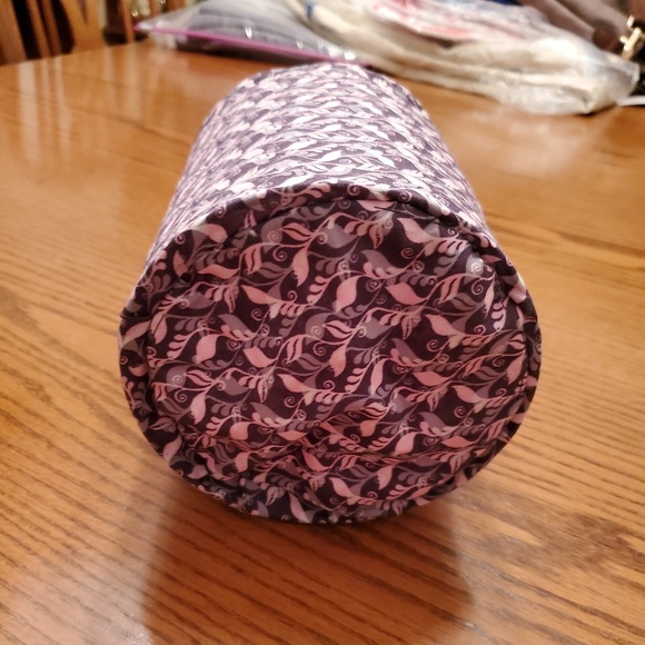 HAND CRAFTED. Petite Fabric Collapsible Waste Basket - Picture 2 of 4